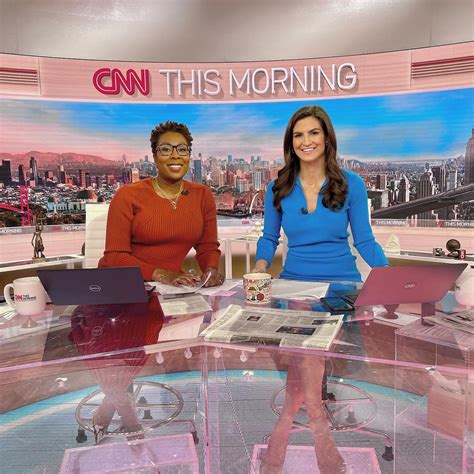 Is CNN host Kaitlan Collins married? | The US Sun