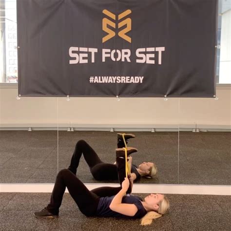 Using Stretch Bands Exercises 的图像结果