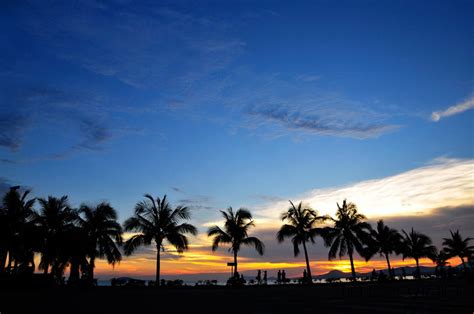【三亚 三亚湾夜景摄影图片】海南三亚风光摄影_太平洋电脑网摄影部落