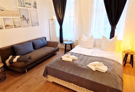 Modern Old Town Apartment Schulstraße - ABC356 - Apartments for Rent in ...