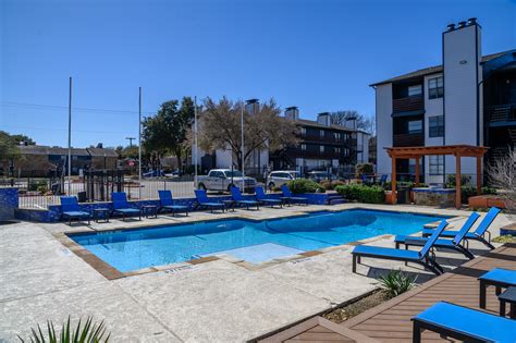 The Landry Apartments