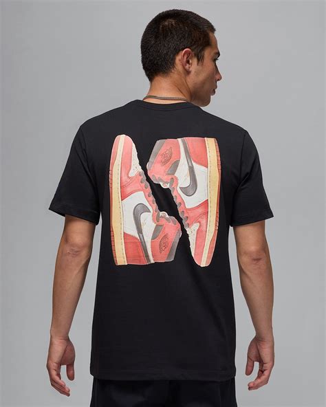Jordan Flight Essentials AJ1 Men's T-Shirt. Nike IN