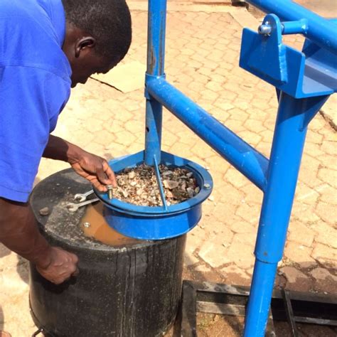 Small-Scale Mining 的图像结果