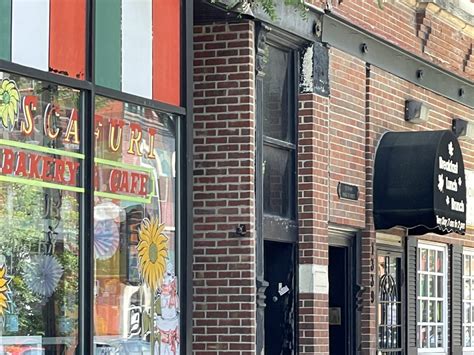 Where to Eat in Chicago's Little Italy/University Village - Globalphile