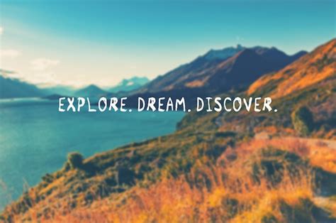 Premium Photo | Travel inspirational quotes explore dream discover ...