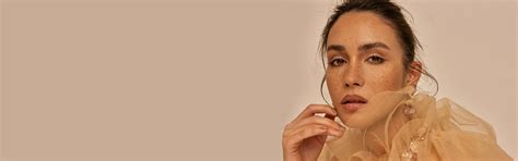 Face powder in Mumbai | Compact powder in delhi | Powder for face in ...