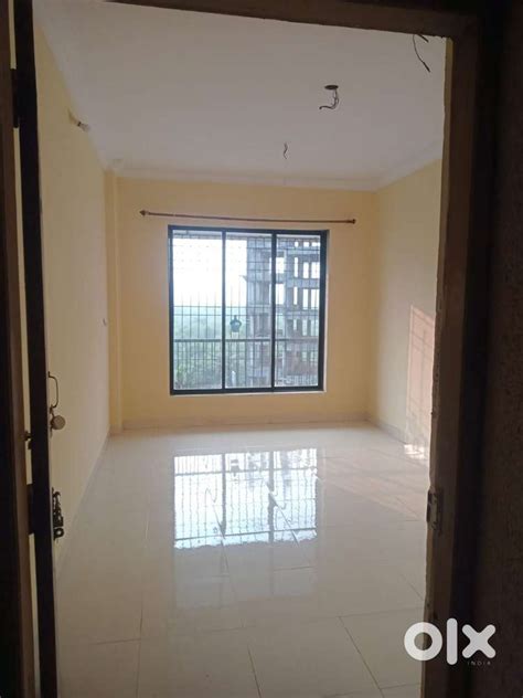 2bhk flat for rent in airoli sect 20 - For Rent: Houses & Apartments ...