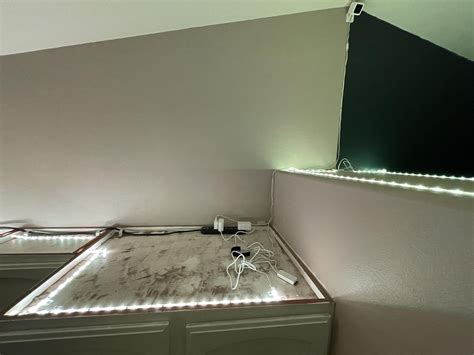 Anyone else notice a green hue/off colors from the 32’ light strip pro ...