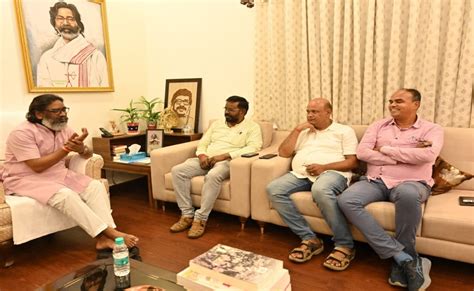 हेमंत ने ढूंढ निकाला 4 दशक पुराना फॉर्मूला, 'लाल हरा मैत्री' से भगवा को ...