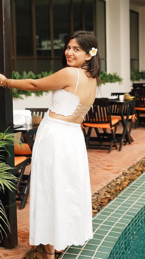 Women Online Shopping, Online Fashion Store | Uptownie