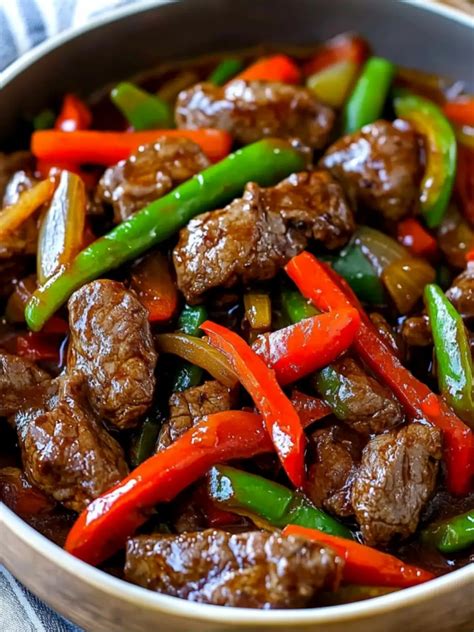 Easy Homemade Beef Pot Pie recipe – Classic Comfort Food