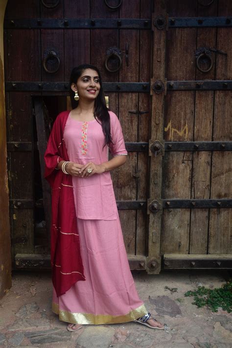 Powder Pink Ethnic Lehenga Set – Label Krisha