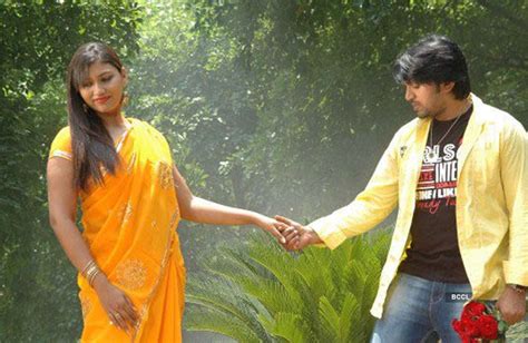 Paru I Love You Movie: Showtimes, Review, Songs, Trailer, Posters, News ...