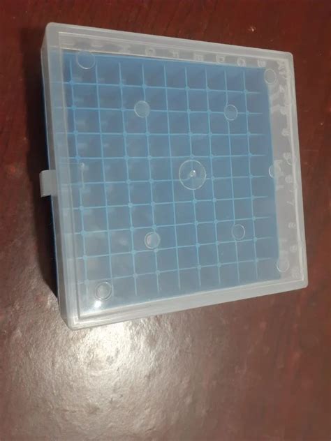 Laboratory Plasticware - Disposable Petri Dish Manufacturer from Hyderabad