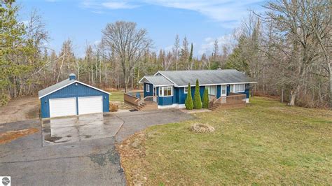 9138 Platte Rd, Beulah, MI 49617 | Homes.com