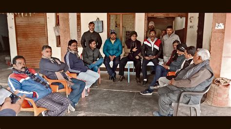 Farmers Face Hardship in Banda s Grain Market Due to Poor Facilities ...