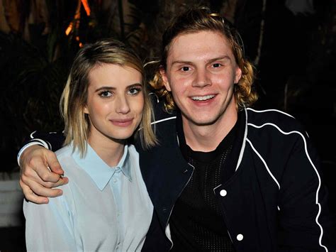 Anel Emma Roberts Evan Peters Emma Roberts To Return To 'American
