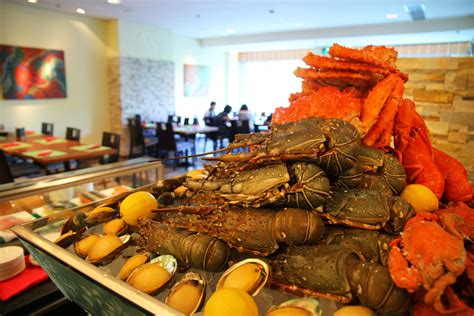 哈尔滨香格里拉大酒店推出周末海鲜早午餐+花园BBQ