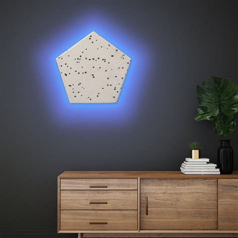 SMART WALL LAMP | PENTA MOON-O-CHROME – Pluto Intero