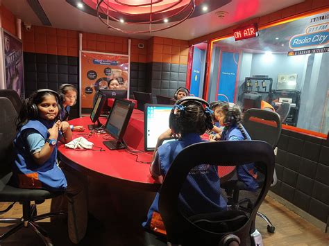 Navi Mumbai: 13,705 NMMC School Students Experience Experiential ...