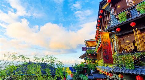 Sightseeing Carpool Between Taipei and Hualien (via Jiufen) - Klook India