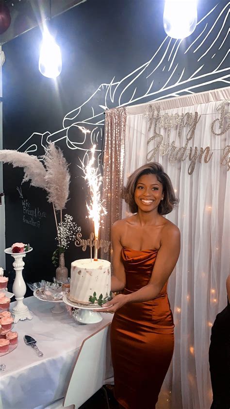 Sydney S. on Twitter | Birthday dress 21st, Birthday outfit, Birthday ...