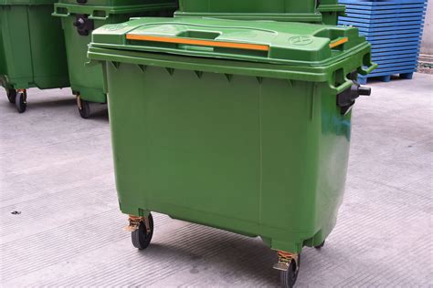 Extra Large Garbage Cans at Zachary Thornton blog