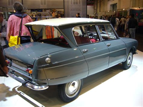 Citroen Ami 6. 1961 - 1969. Der Ami 6 basierte auf dem 2CV ...