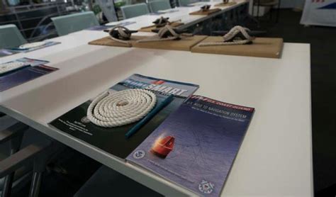 Boating Class 的图像结果