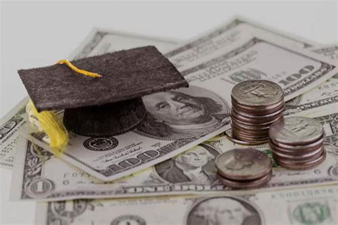 2023美国留学费用学费加生活费一年需要多少钱？多所藤校学费上涨！
