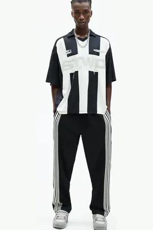 Pull&Bear Western Wear - Men | FASHIOLA INDIA