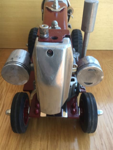 Sewing Machine Tractor 的图像结果