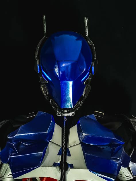 Batman Arkham Knight Outfit