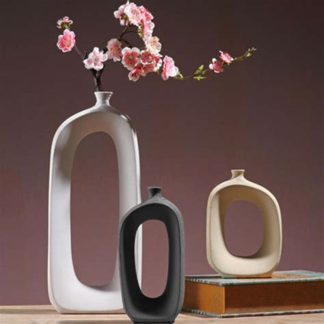 Hollow Vase Online - Premium Vase | Nestasia