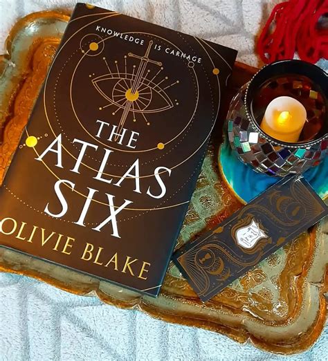 10 Dark Academia Books So Atmospheric, You'll Smell the Old Books and ...