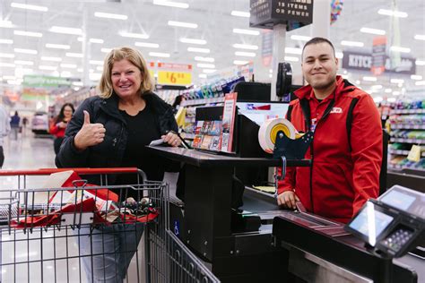 H-E-B Plano now open - H-E-B Newsroom