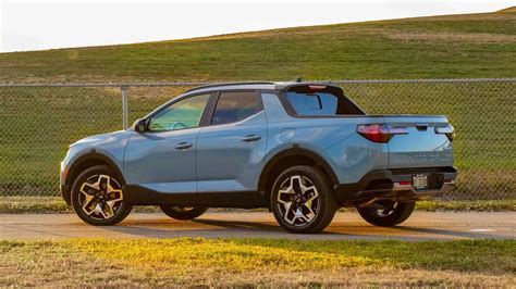 Hyundai Donates Four Santa Cruz Trucks To City With…