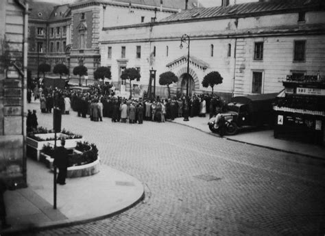 Photos from the Last Public Execution by Guillotine, 1939 - Rare Historical Photos