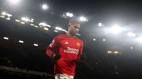 Man United's Rashford faces another crossroads: Can he get back on ...