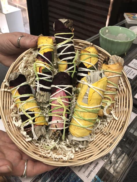 Shop Local Support Community 的图像结果