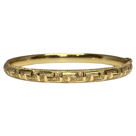 14K Yellow Gold Children's Bangle Bracelet #17736 For Sale at 1stDibs