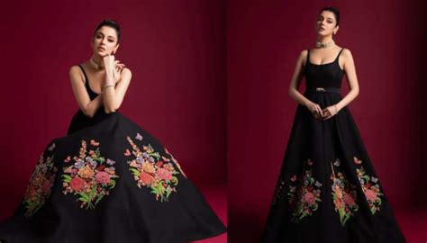 Divya Khossla Stuns In Unreleased Sabyasachi Gown At Brand’s 25-Year ...