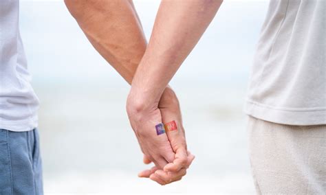 Texas judges can refuse to perform same-sex marriages