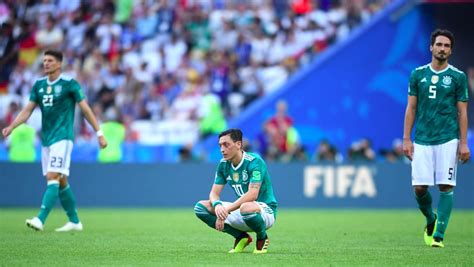 2018世界杯 _ 英媒：德国出局早有征兆，惨败后什么都会成为问题