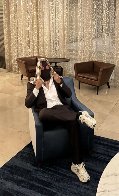 My Bad Bunny costume : r/BadBunnyPR