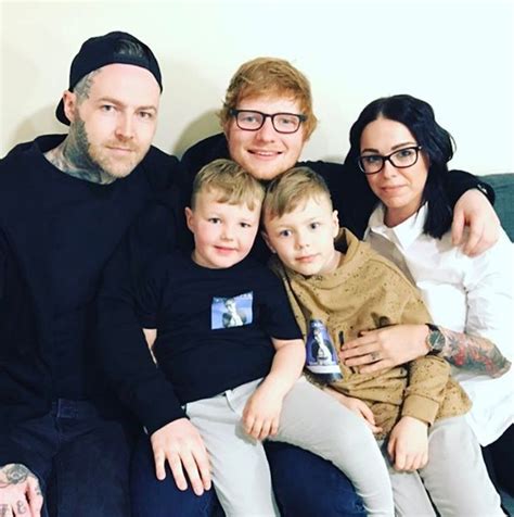 Familia De Ed Sheeran Ed Sheeran's New Family Tree Tattoo | Twist