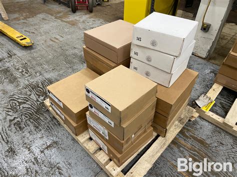 Essex Silver Line 13, 14, 17, 20” Floor Maintenance Pads | Agriculture ...