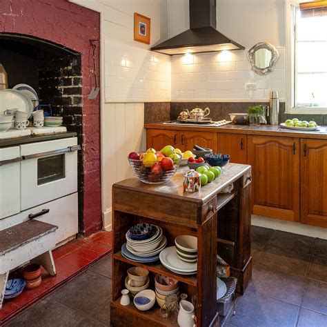 What Is A Country Kitchen at Beau Feuerstein blog