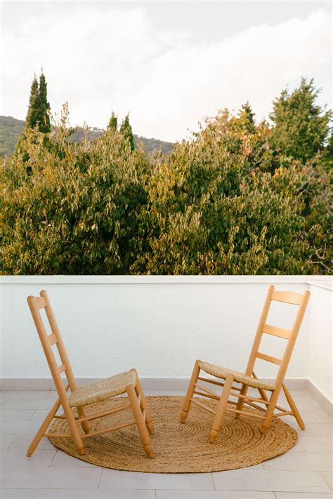 AD Small Spaces: This 430-square-foot flat in Barcelona is fluent in ...
