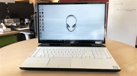 Alienware Area 51M Review 的图像结果